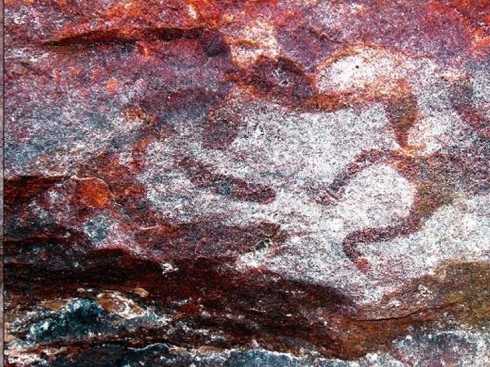 Descubren insólitas plantillas en miniatura para crear arte rupestre