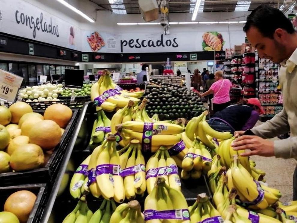 Caída histórica del 31,5 % del comercio minorista