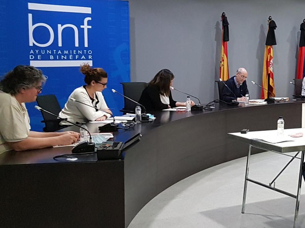 El pleno del Ayuntamiento de Binéfar aprueba las bases y la dotación presupuestaria para el Plan de Dinamización Económica