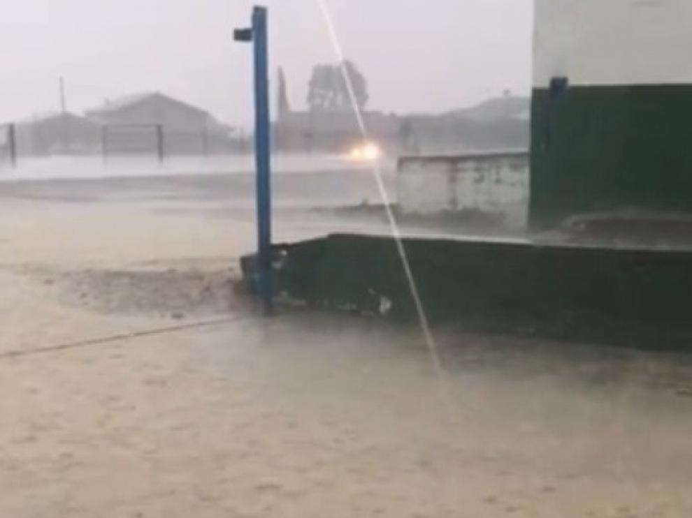 Lluvias fuertes con mucha agua en el tercio norte y en Monegros