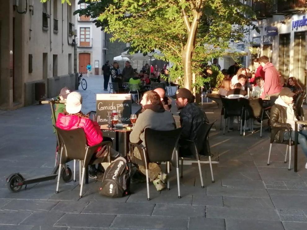 Graus no cobrará a los hosteleros la tasa de veladores este año