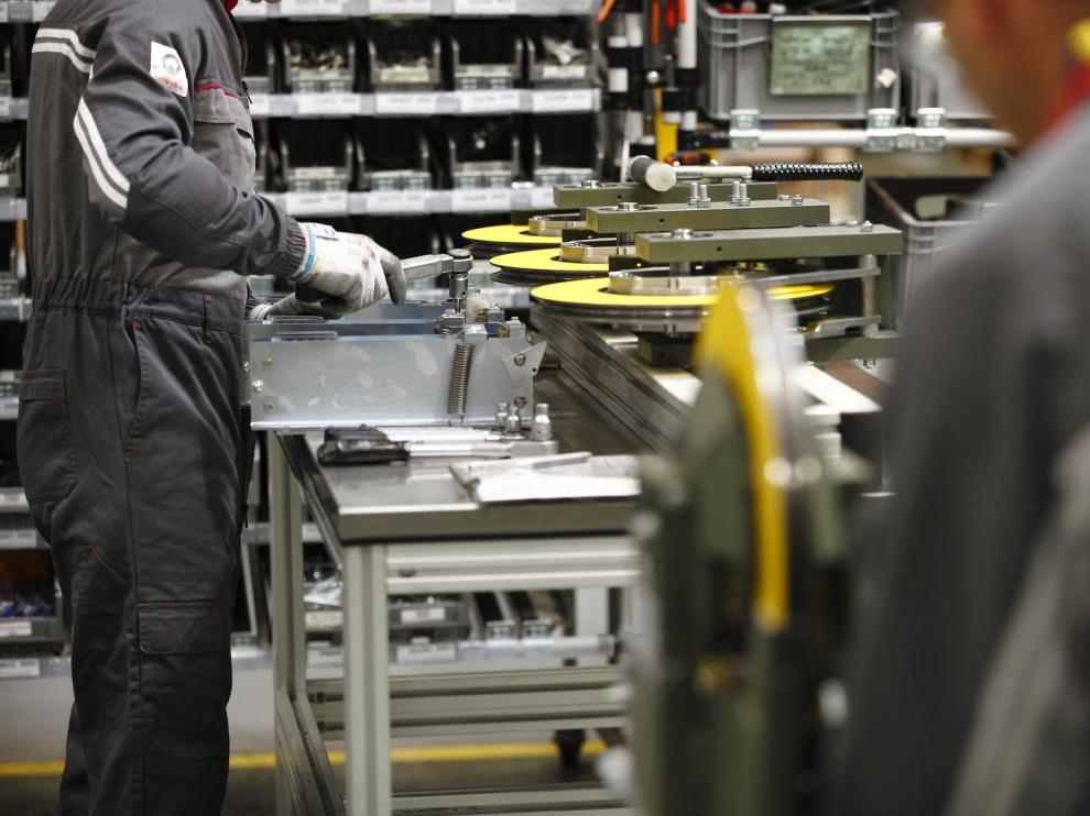 El empleo recupera una pequeña parte de lo perdido estos meses