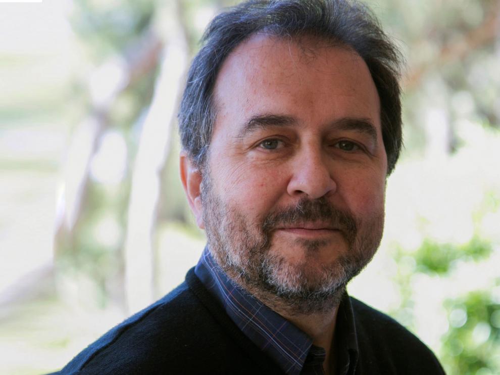 El epidemiólogo Antoni Plasència prevé brotes localizados más que una nueva oleada