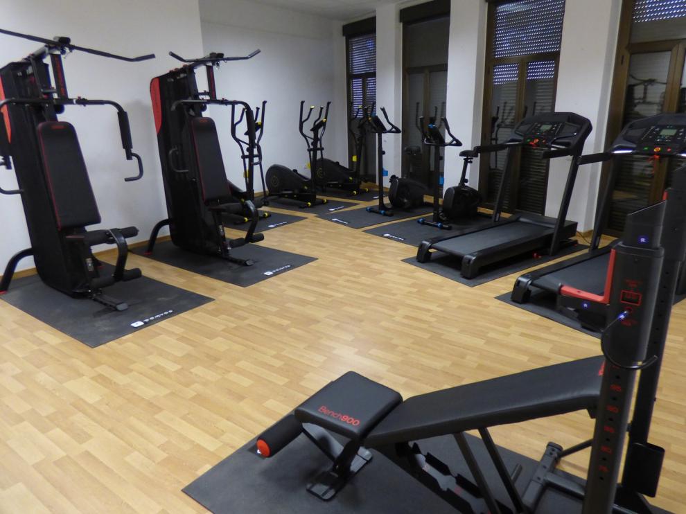 La pandemia pospone el estreno de un gimnasio en Laluenga