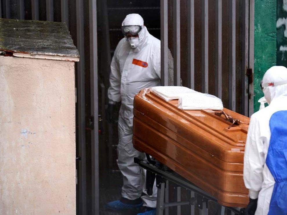 El INE recoge 44.000 muertes más de las esperadas en 2020, un 24% más que el año pasado