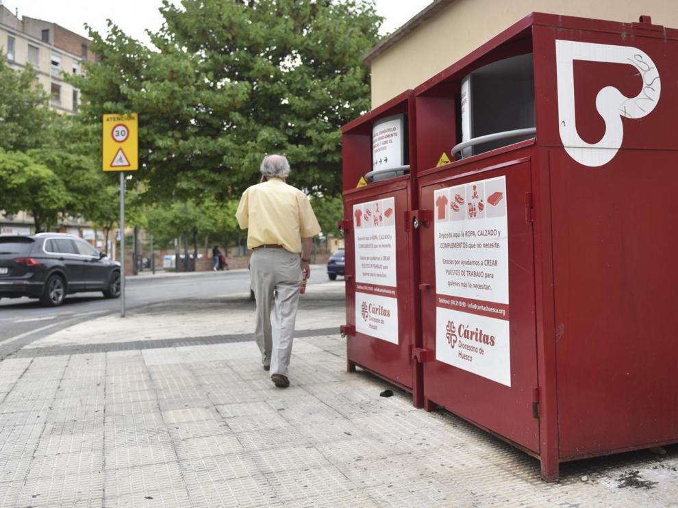 Carinsertas cierra temporalmente sus contenedores de ropa en las zonas rurales de la provincia de Huesca