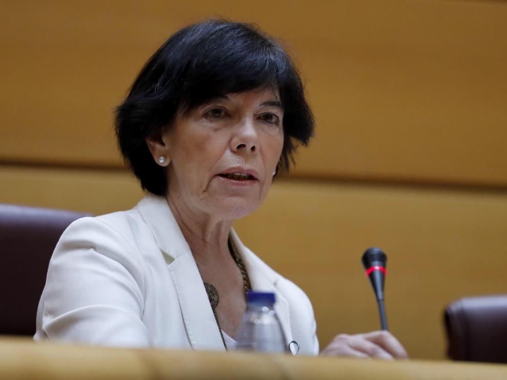 Celaá pide no mezclar etapas en los centros educativos