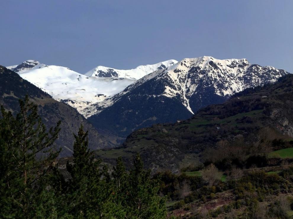 El PAR propone crear una red de turismo inteligente para la comarca de Sobrarbe