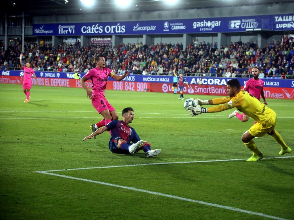 Stuani y Munir, los reyes del gol y de la portería