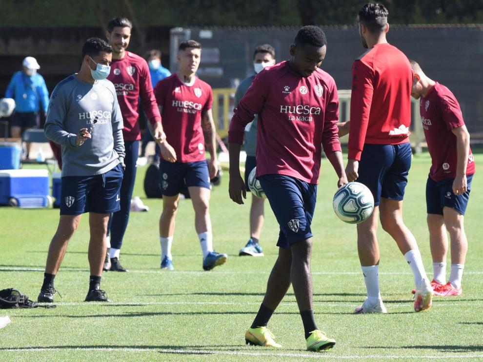 Los equipos se "refuerzan" ante la maratón de partidos