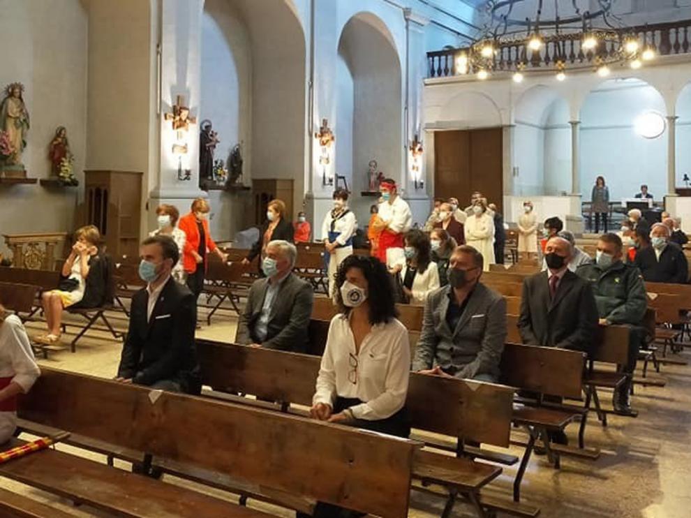 Misa y música dels "Palitrocs" por las calles en honor a San Medardo