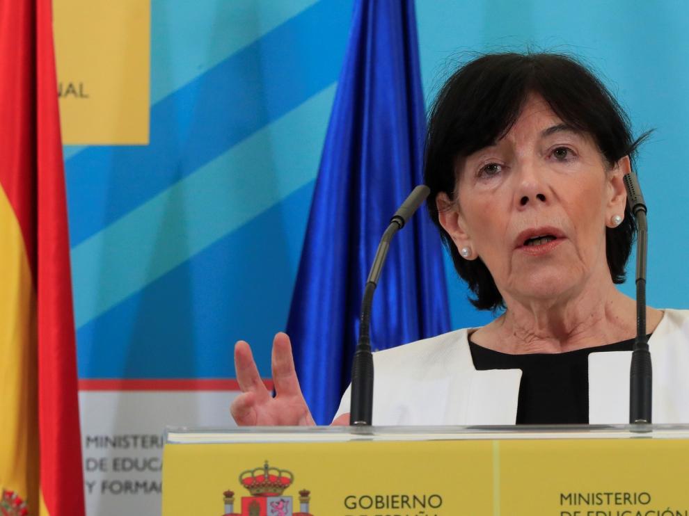 El plan para el curso universitario combina clases presenciales y "online"