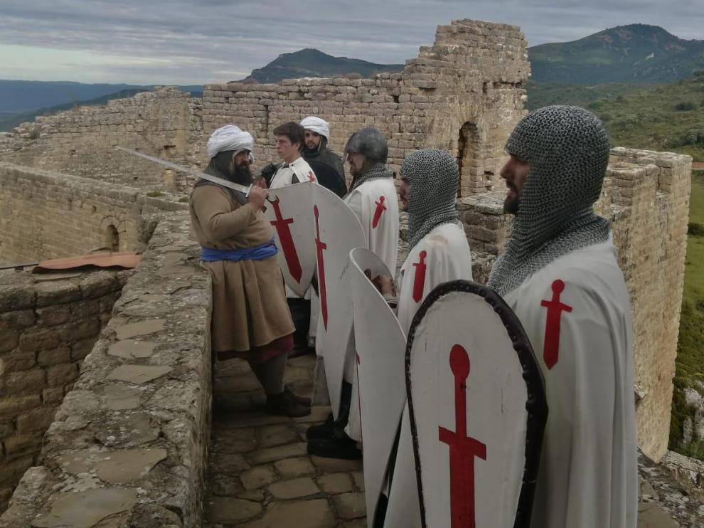 'Los Caballeros de Santiago' "toman" el Castillo de Loarre
