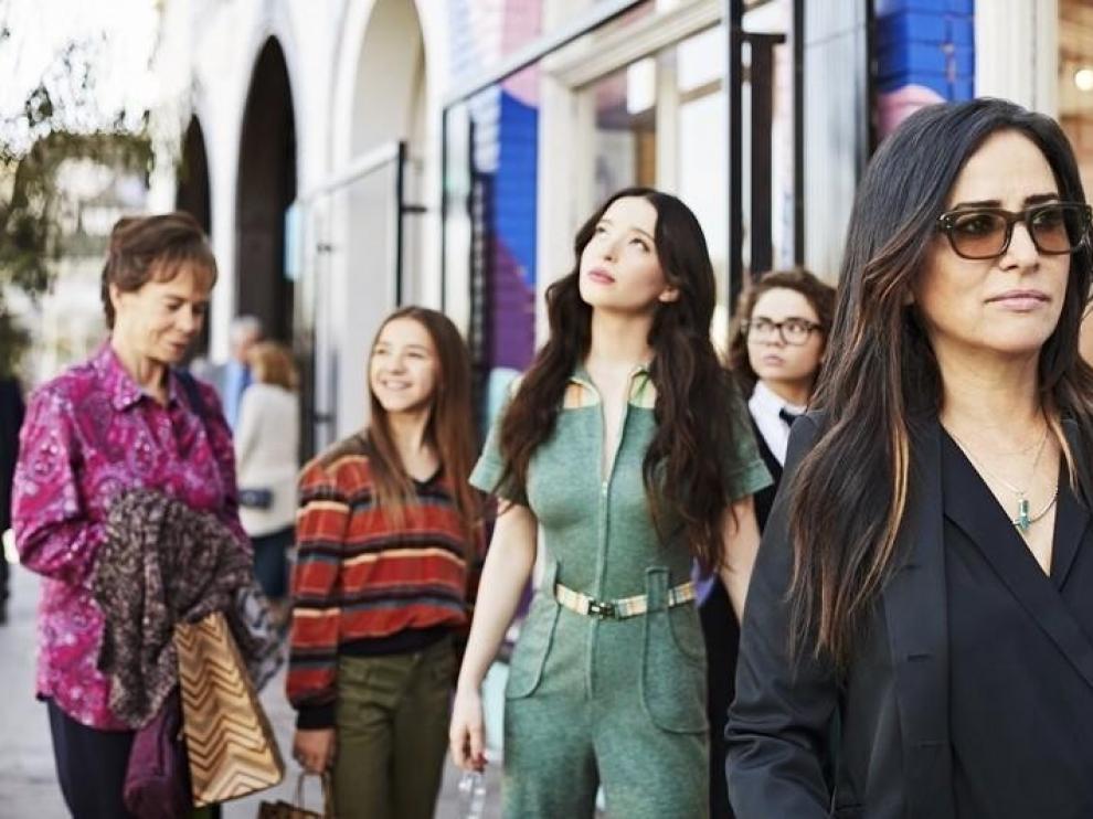 "Better Things", pistas sobre una madre divorciada