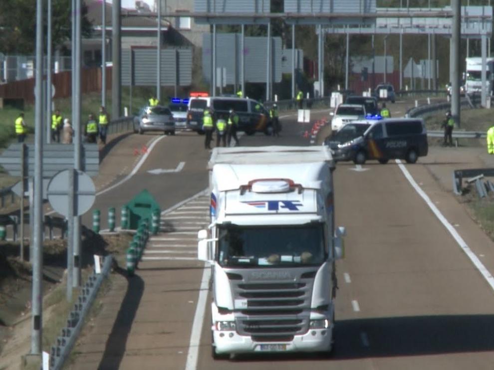 El presidente de los transportistas de Huesca destaca el ahorro que supone reabrir las fronteras