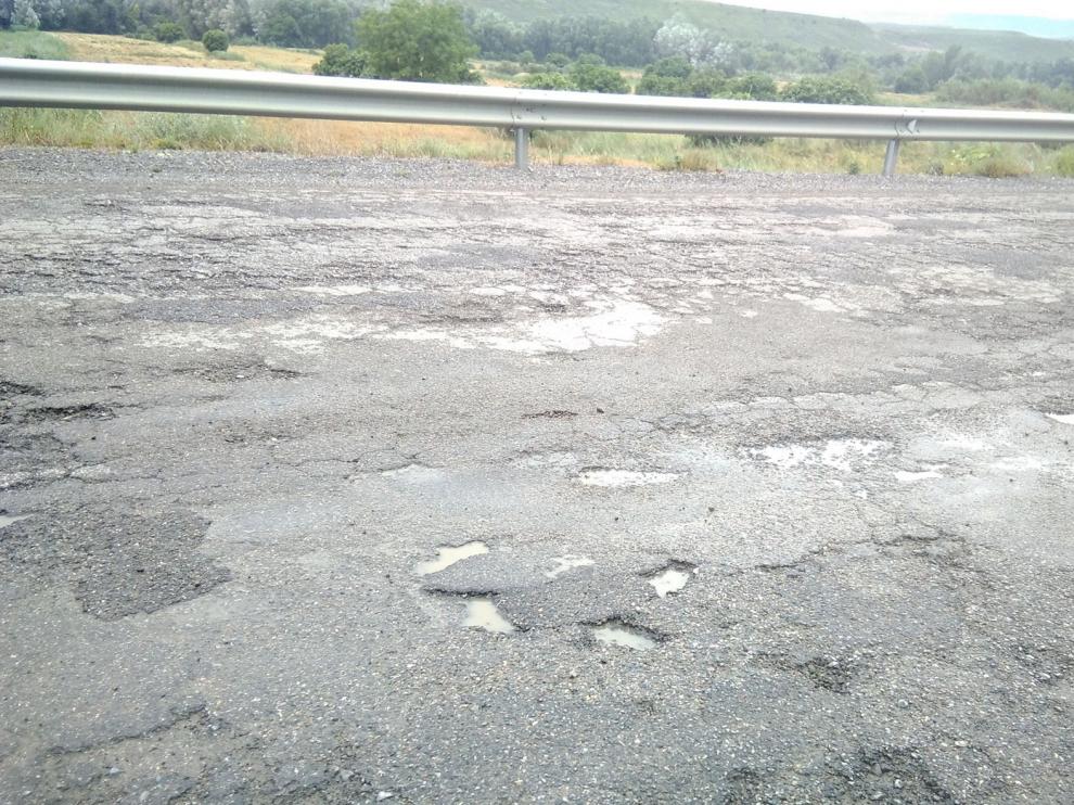 Las Cortes piden seguir con las obras de mejora de la carretera A-131