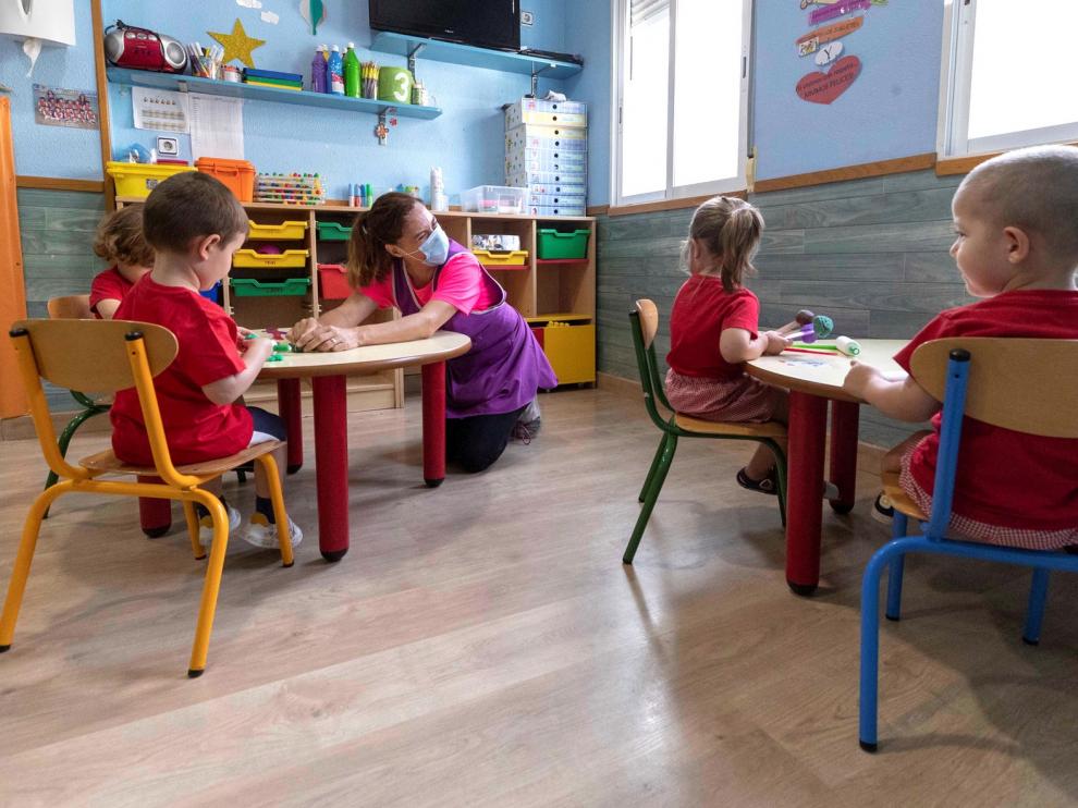 El sector de Educación Infantil urge medidas para mantener los centros y empleos