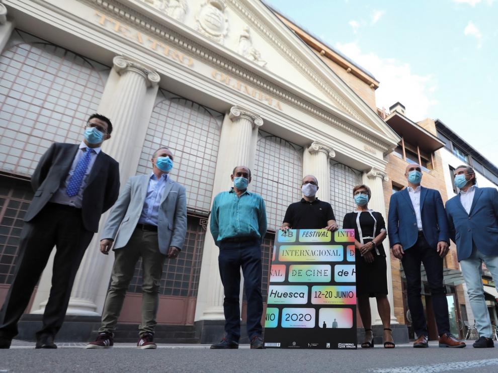 Patrocinadores y autoridades apoyan al certamen oscense