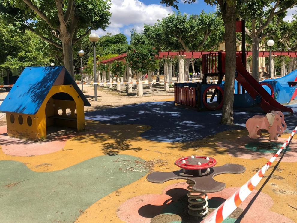 El ayuntamiento de Huesca anuncia que el martes abren de nuevo las zonas de juego infantiles