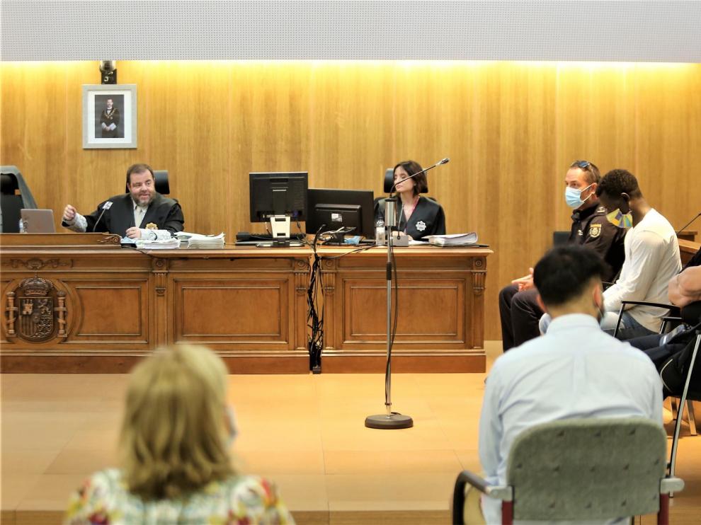 El jurado considera culpable de asesinato al acusado que asestó más de 90 puñaladas a su expareja en Monzón