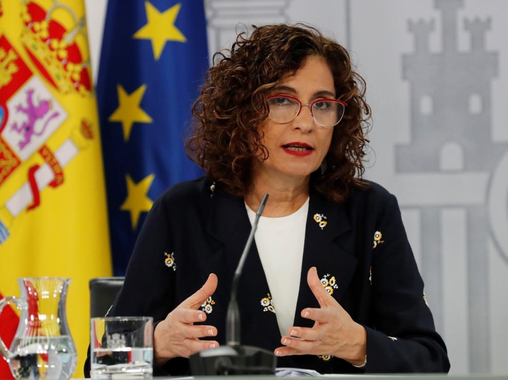 Montero expresa la disposición del Gobierno a pactar con el PP