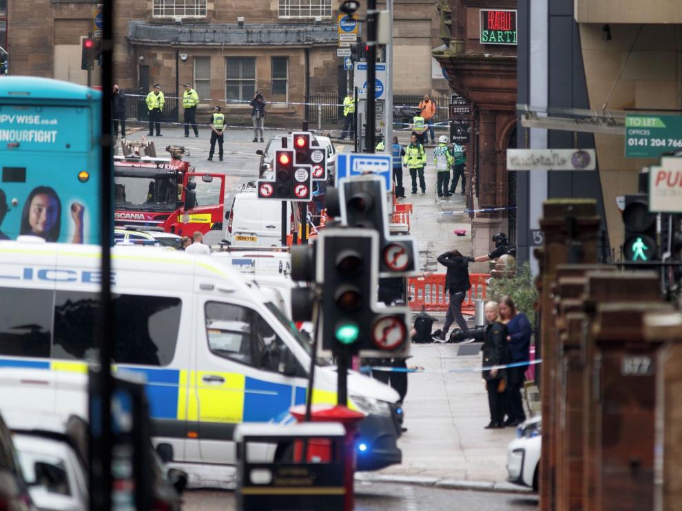Seis personas heridas en un apuñalamiento múltiple en Glasgow