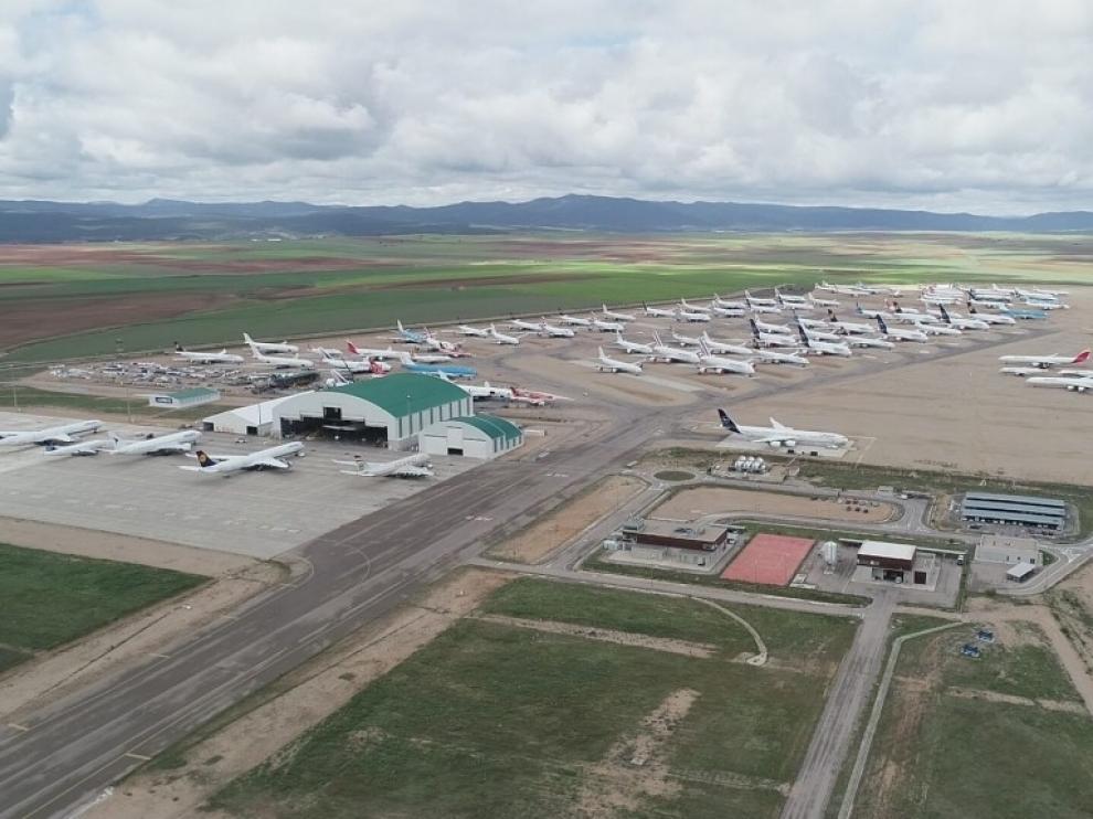 El Aeropuerto de Teruel ya puede recibir vuelos con pasajeros