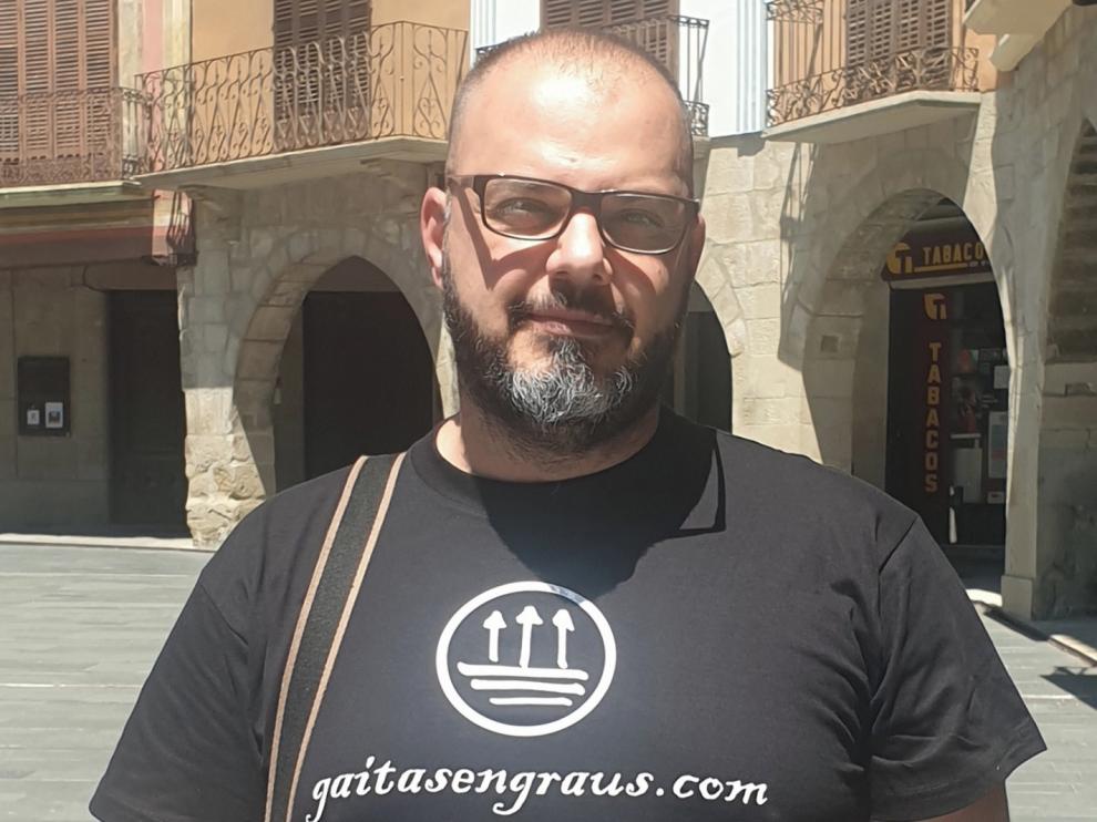 Sergi Llena: "Músicos de varios países presentan el instrumento y cómo y dónde se toca"