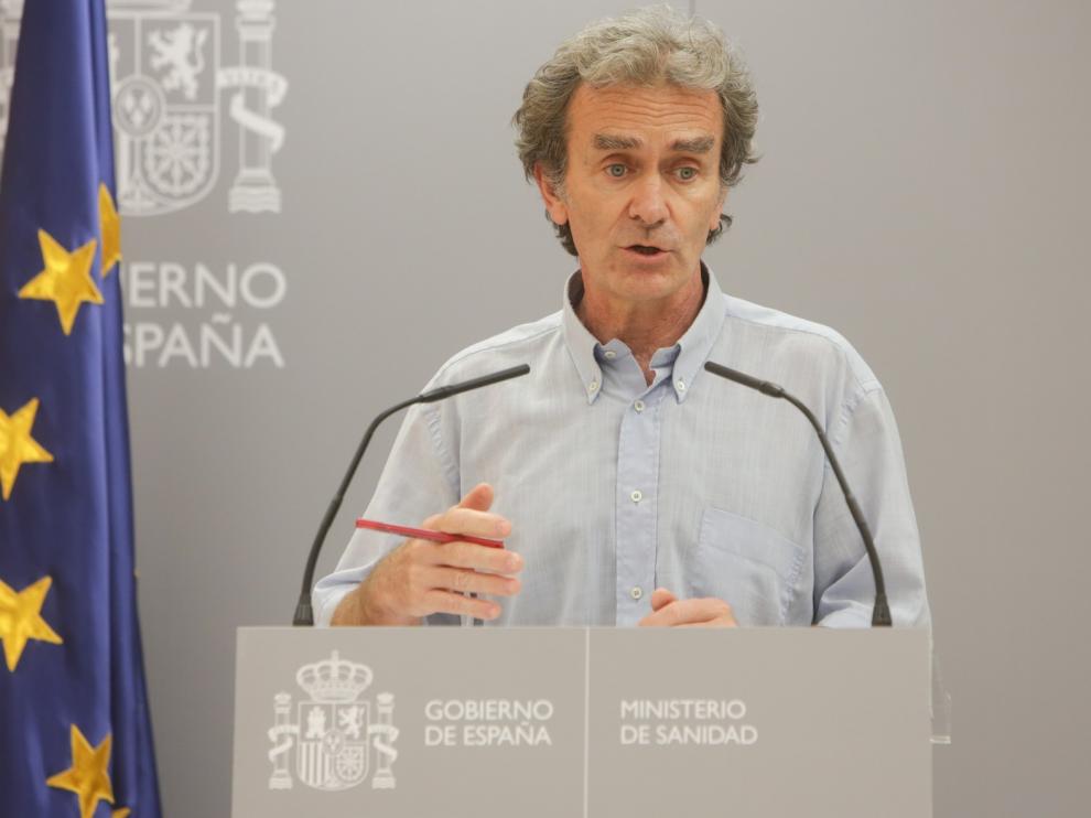 Fernando Simón no descarta que haya una relación entre los brotes en temporeros de Lérida y Huesca