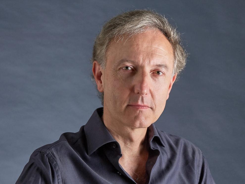Fernando Sanmartín: "Sabe que elegir es descartar pero no quiere ese mandato en su vida"