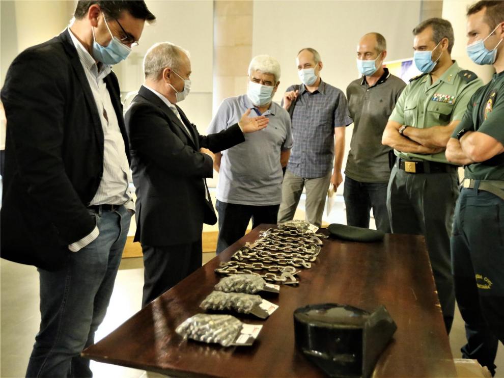 Los refugios de montaña de Huesca donan su premio Félix de Azara a los grupos de rescate de la Guardia Civil