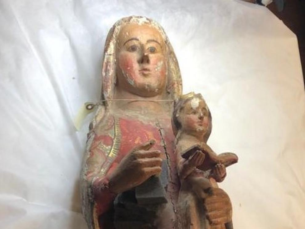 El obispado de Barbastro-Monzón solicita seguir custodiando la talla románica 'Santa Ana con la Virgen Niña'
