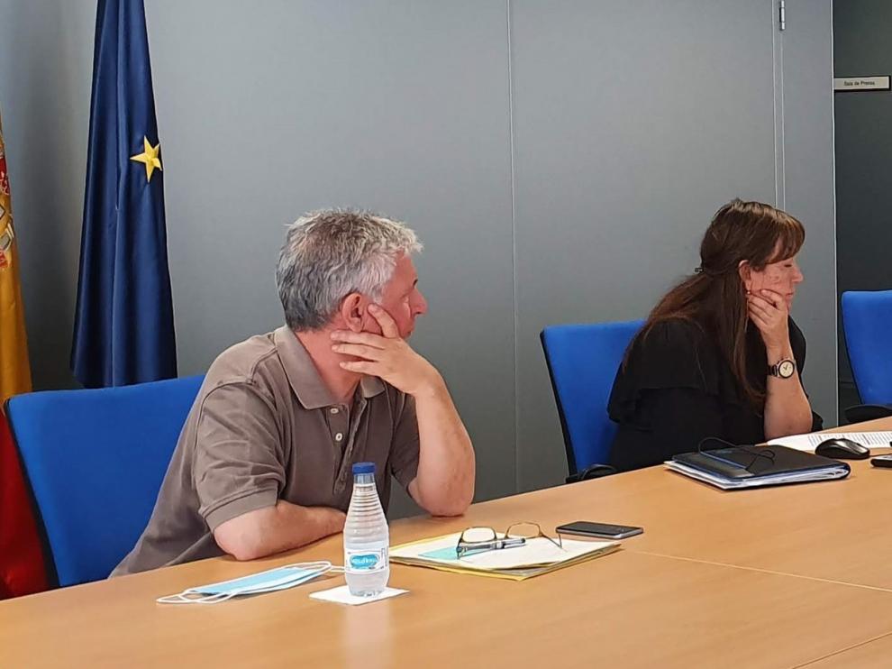 Las comarcas afectadas por el rebrote seguirán en fase 2 aunque la situación "está mejorando"