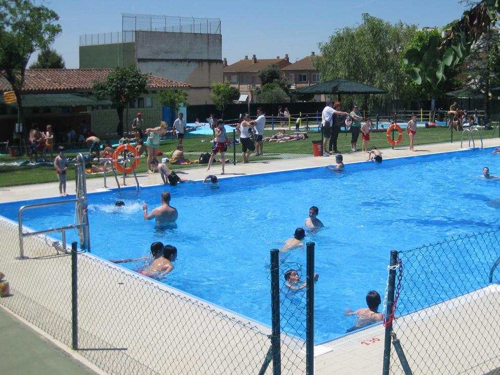 Las restricciones en las piscinas son generales en el conjunto de la provincia oscense