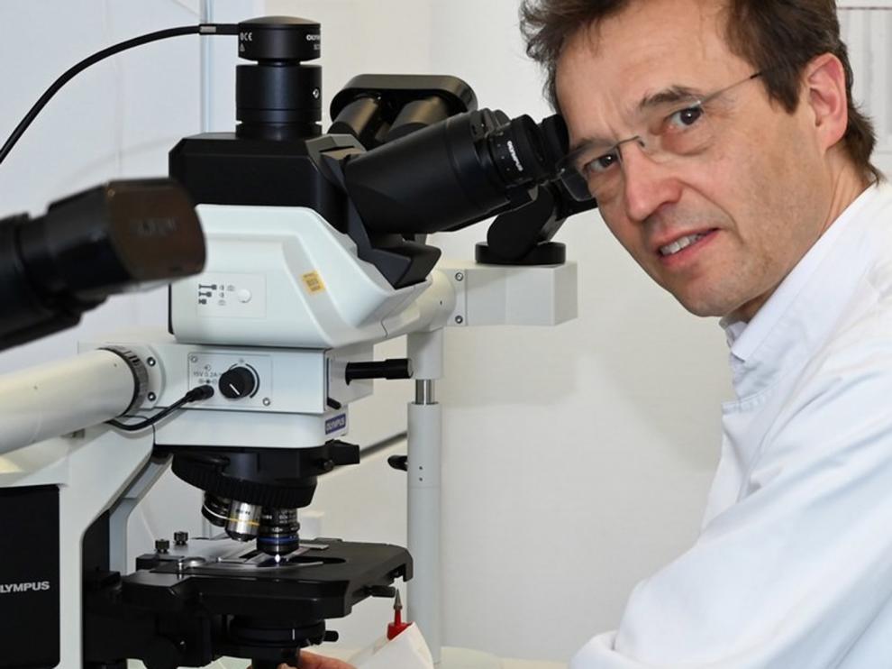 Curan a un paciente de covid-19 con un fármaco contra el cáncer