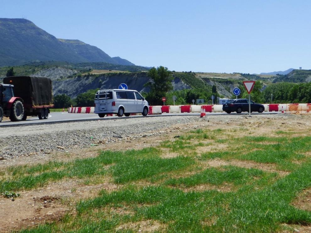 La reivindicada rotonda de Aurín en la N-330 ya está en servicio