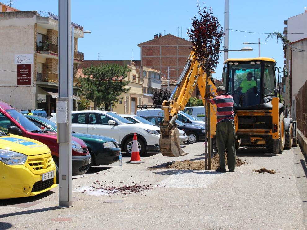 Reformas en las aceras de las calles Zaragoza y Almacellas de Binéfar para mejorar la accesibilidad