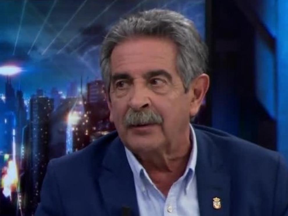 Revilla dice que Aragón entiende que Cantabria necesita agua del Ebro