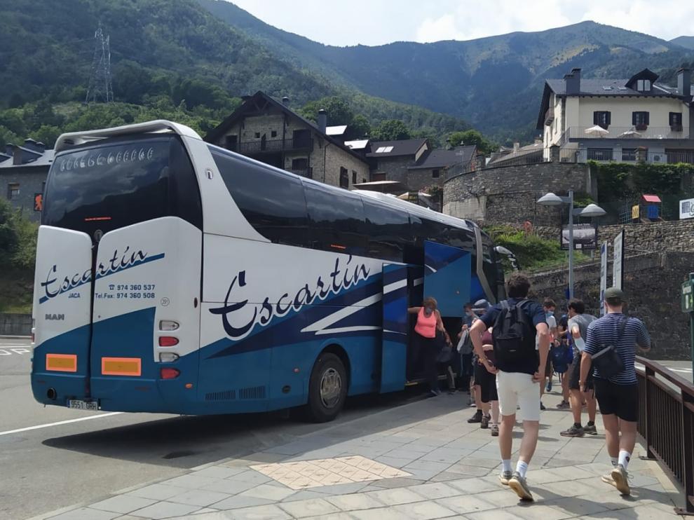 Se pone en marcha el servicio de autobuses a la pradera de Ordesa desde Torla sin aglomeraciones