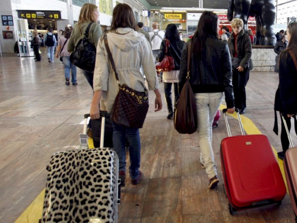 Inglaterra levanta la cuarentena a los viajeros procedentes de España