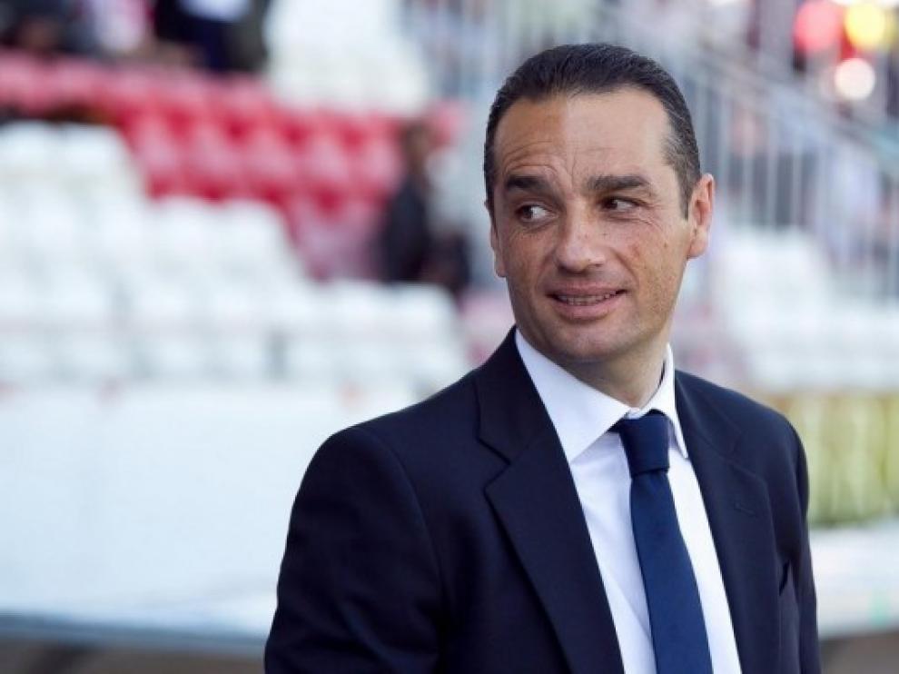Oltra, entrenador del Rácing: "Vamos a salir a ganar y a intentar hacer un buen partido"