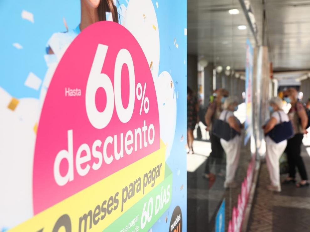 Más del 70% de los comercios tienen carteles con las medidas de protección frente a la covid-19