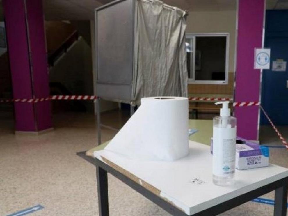 Galicia y País Vasco celebran unos comicios inéditos marcados por la pandemia