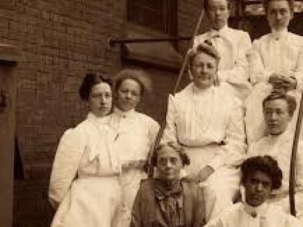 Un documental desentierra la "turbulenta" era de las médicas pioneras de EEUU