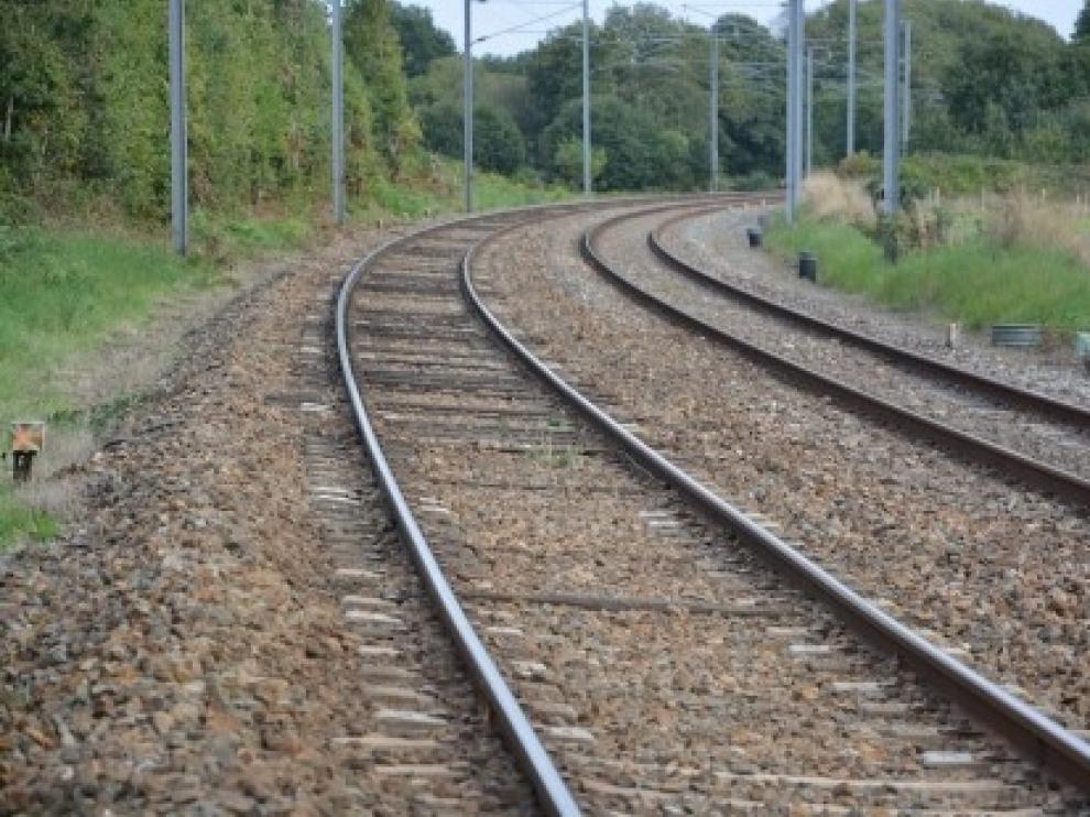 Soro da pasos en la recuperación de los servicios de Renfe en Aragón
