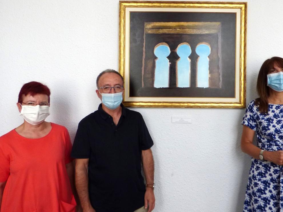 El artista Pedro Caurín dona un cuadro a Sabiñánigo