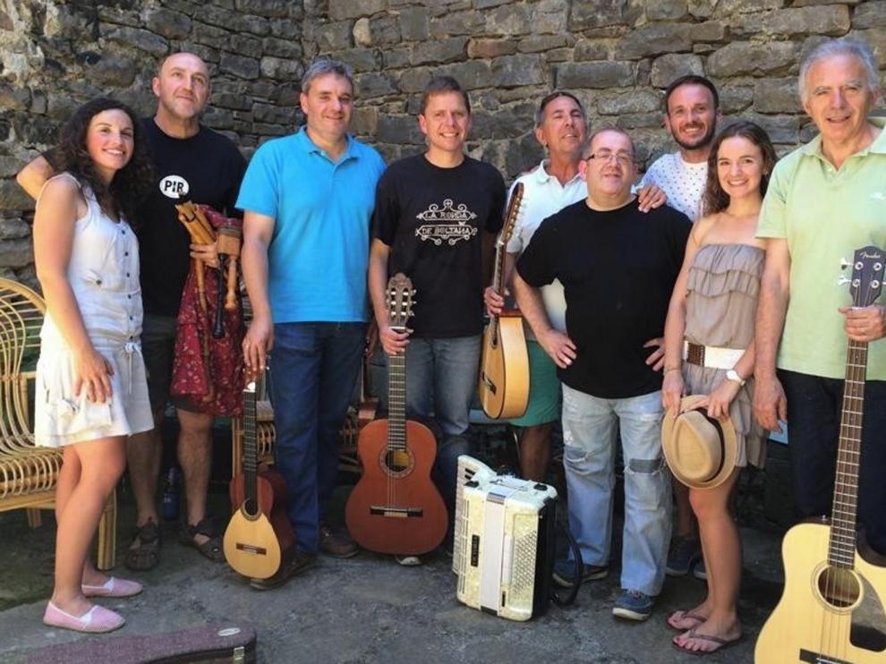Miércoles de Cecina abre los conciertos a la Luz de la Luna en Biescas