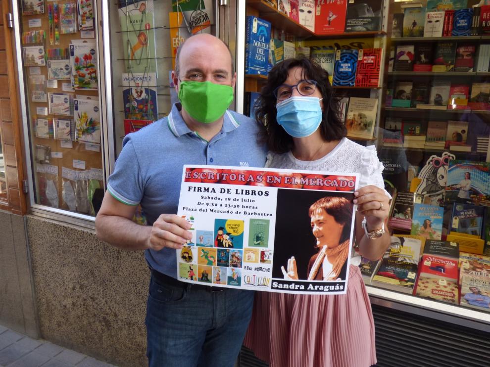 Sandra Araguás inaugura el ciclo "Escritoras en el mercado"