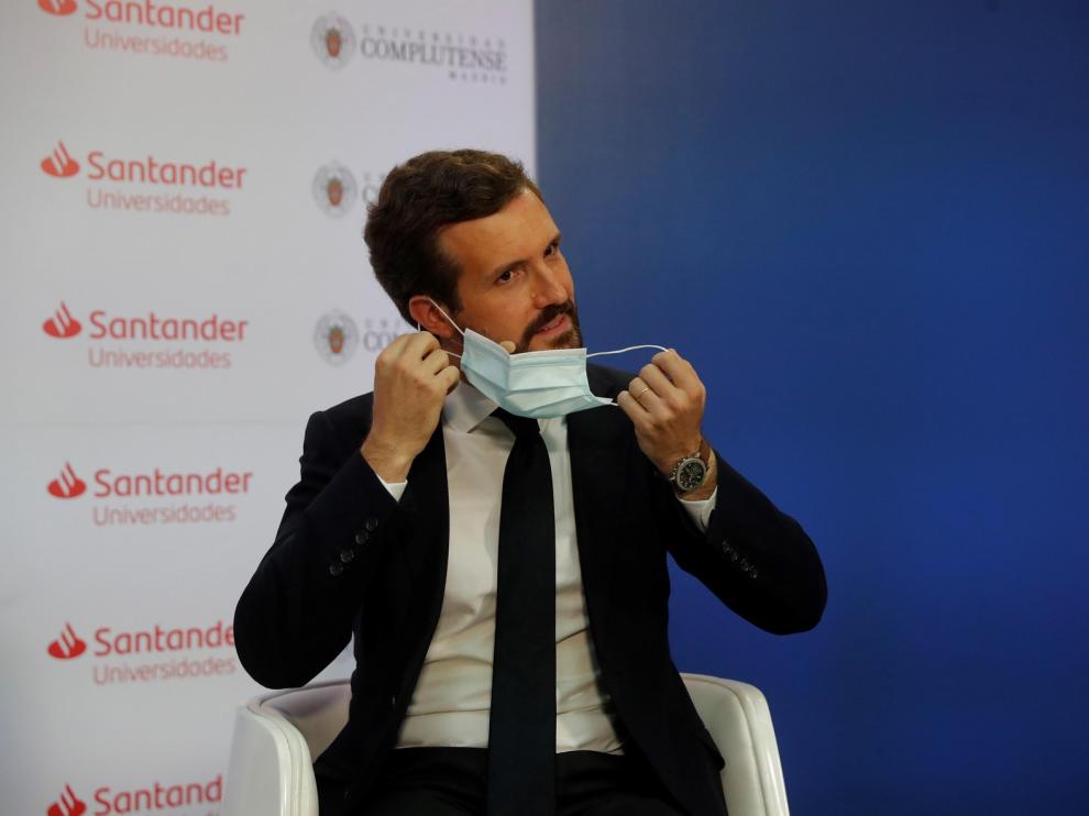 Casado afea a Sánchez llegar "sin los deberes hechos" a Europa y exige reformas ante la "grave recesión"