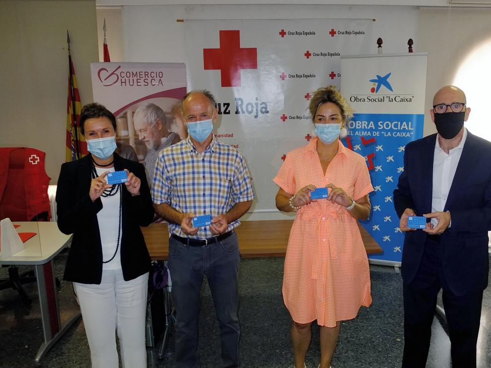 Tarjetas prepago solidarias en Huesca para que familias desfavorecidas puedan adquirir productos de primera necesidad